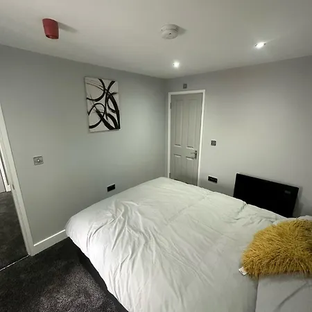 Royal Apartment *